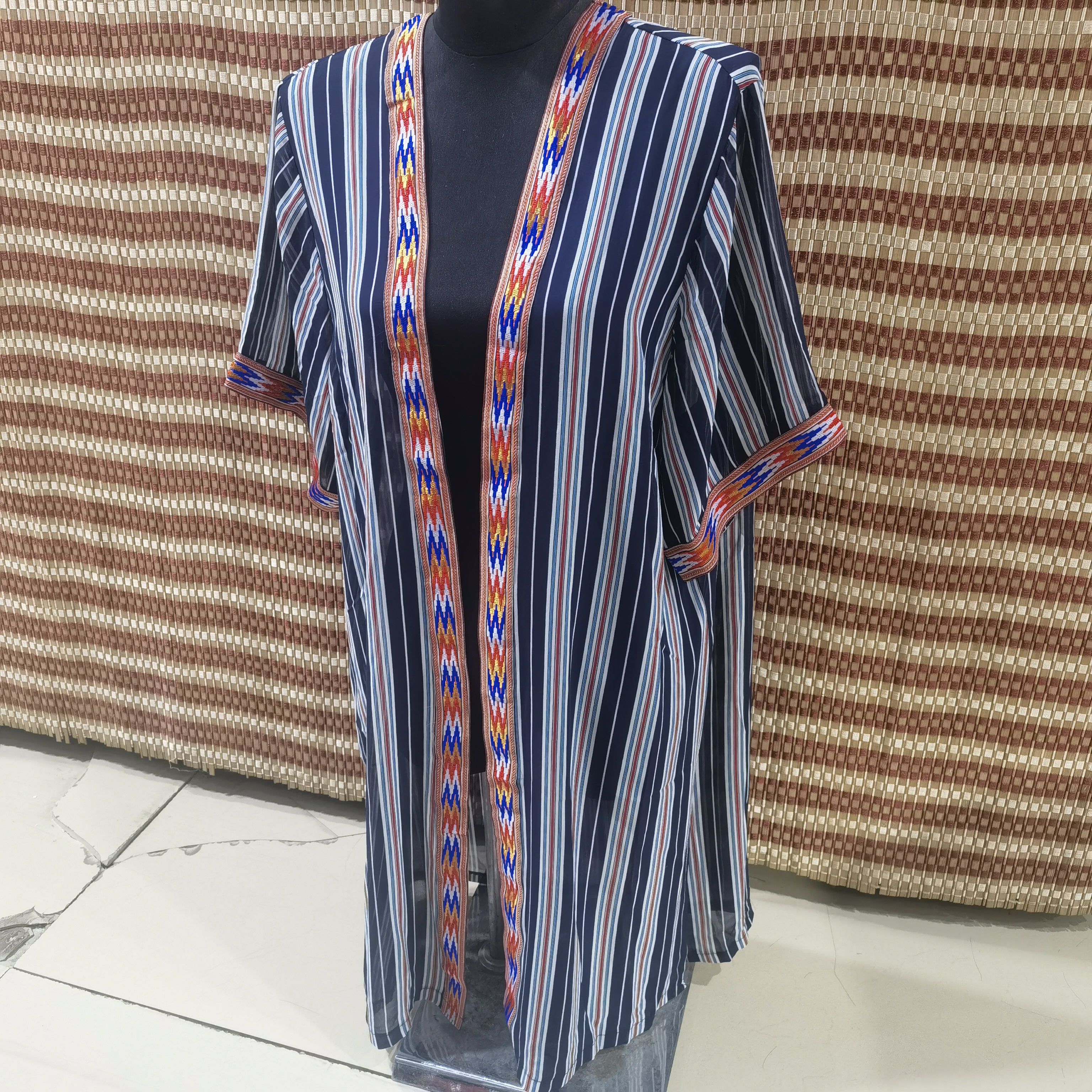 新疆舞蹈服装新款跳舞男士长马甲维吾尔族广场舞夏季薄款条纹袷袢