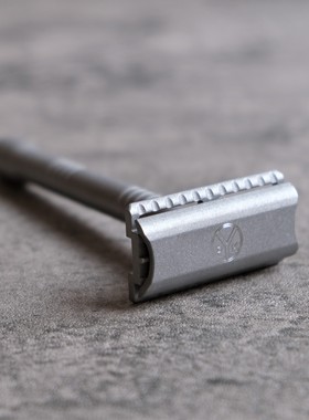 美国Yates 耶茨剃须刀 不锈钢手动双刃剃须刀(现货)