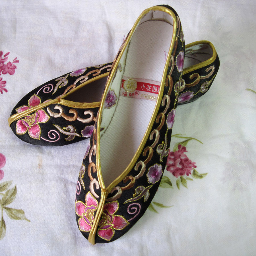 足下有福绣花鞋女布鞋配旗袍古装鞋单鞋中国风平底汉服绣花布鞋