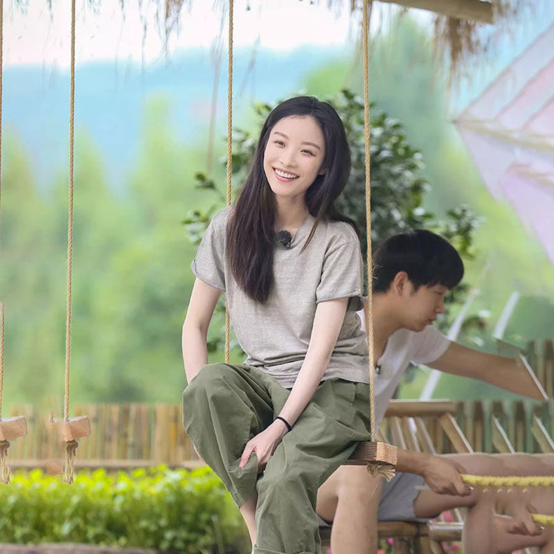 向往的生活倪妮同款工装阔腿裤宽松女2025夏季透气军绿色休闲裤子