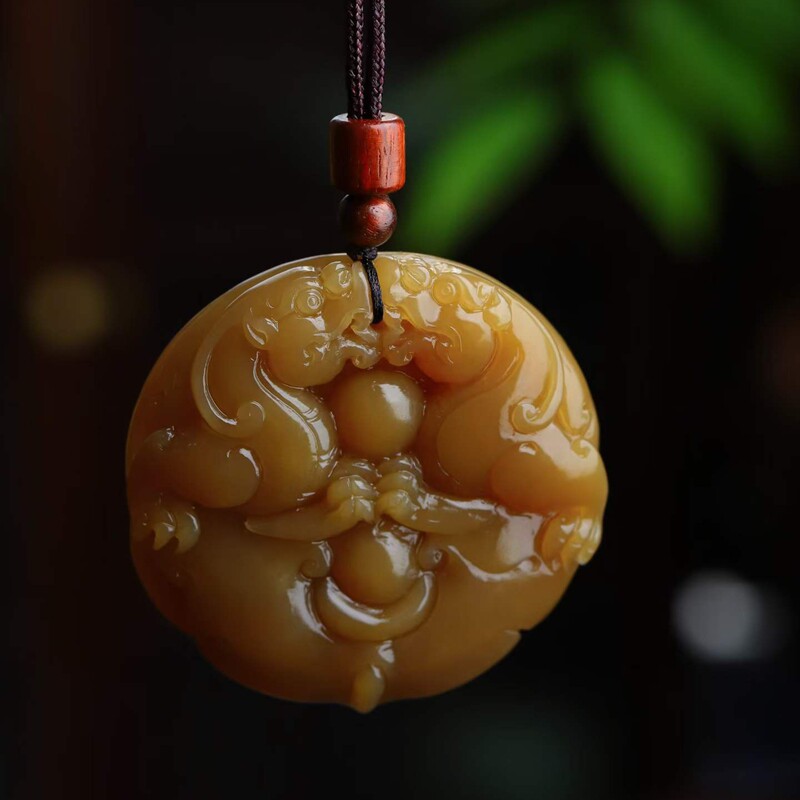 天然新疆和田玉玉器工艺品新疆且末料老料满糖色貔貅吊坠挂件带证