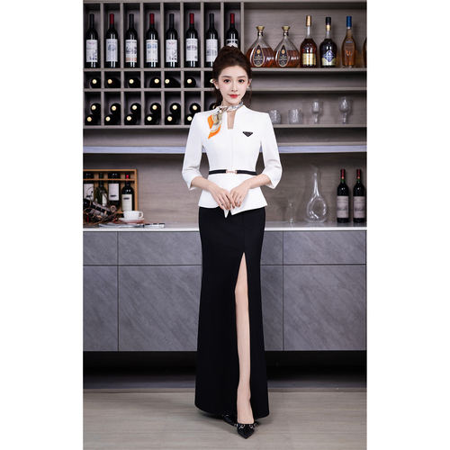 高端酒店夜场七分袖开叉公主服