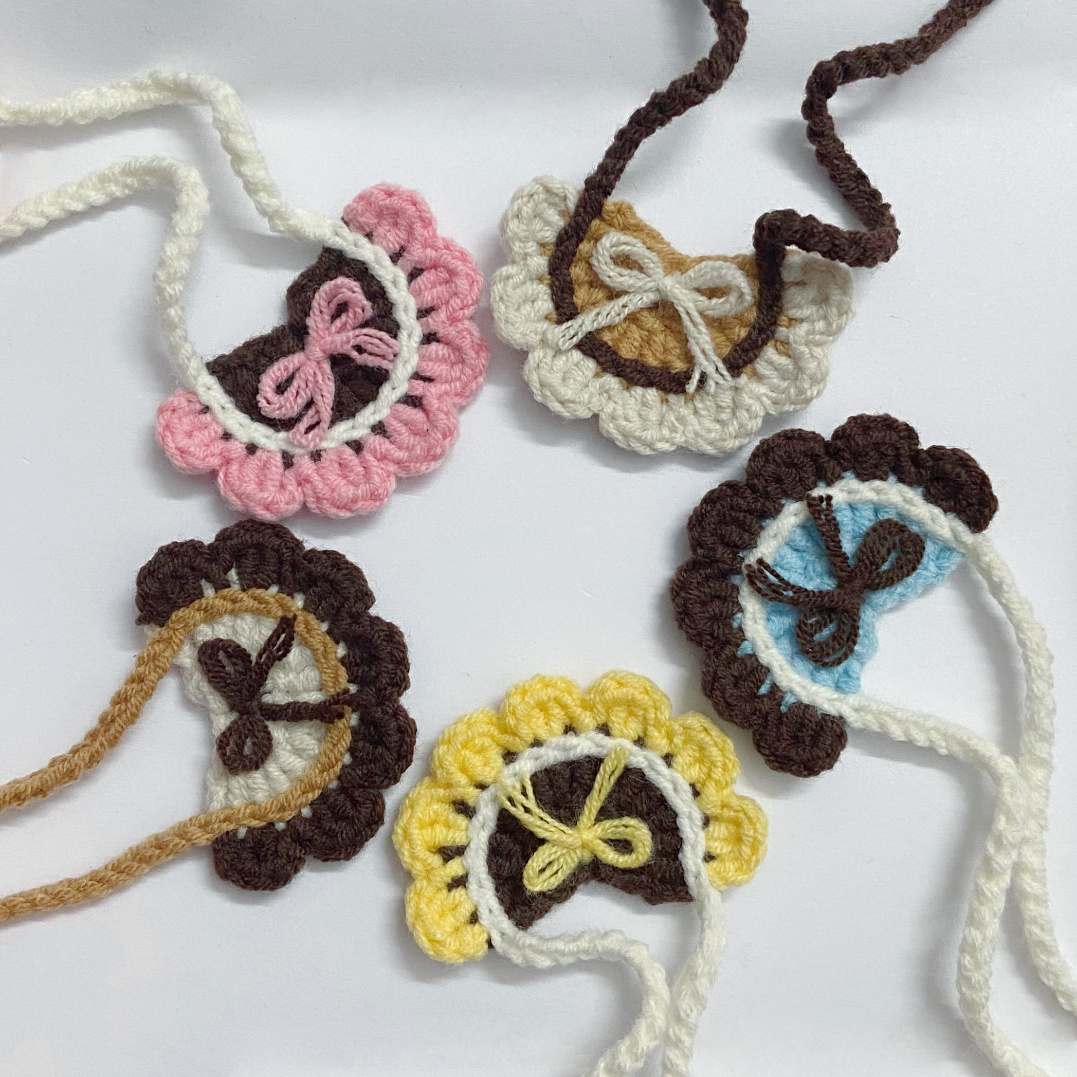 撞色10cm棉花娃娃衣自嘲熊秋冬色围兜衣服着替玩偶配饰迷你口水巾,模玩/动漫/周边/娃圈三坑/桌游,棉花娃娃/毛绒玩具娃衣,淘宝优惠券,粉丝福利购,淘宝优惠卷