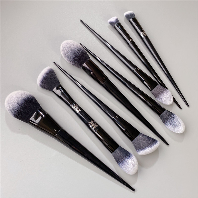 K【特别舒服】软软哒火苗型腮红刷 化妆师散粉定妆粉刷高光刷修容,彩妆/香水/美妆工具,化妆刷,淘宝优惠券,粉丝福利购,淘宝优惠卷