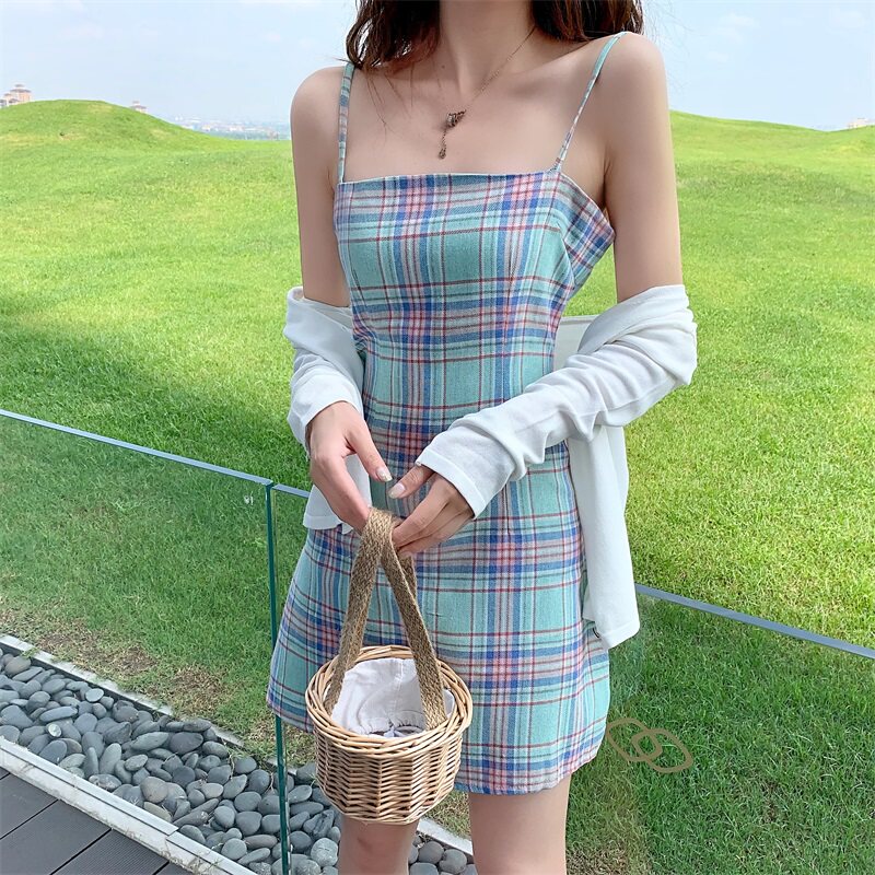 吊带连衣裙新款显瘦裙子