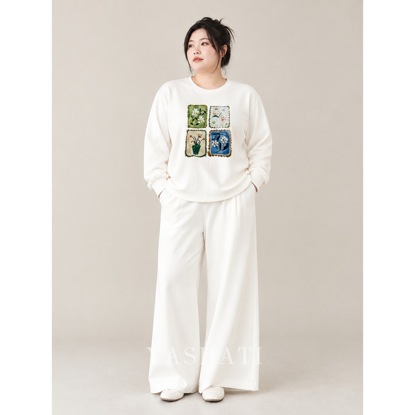 娅莎媞大码女装200斤胖mm秋季宽松显瘦圆领时髦卡通印花长袖卫衣