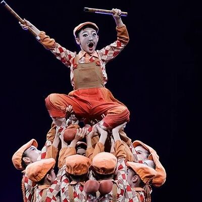 卡通风派对水果演出服