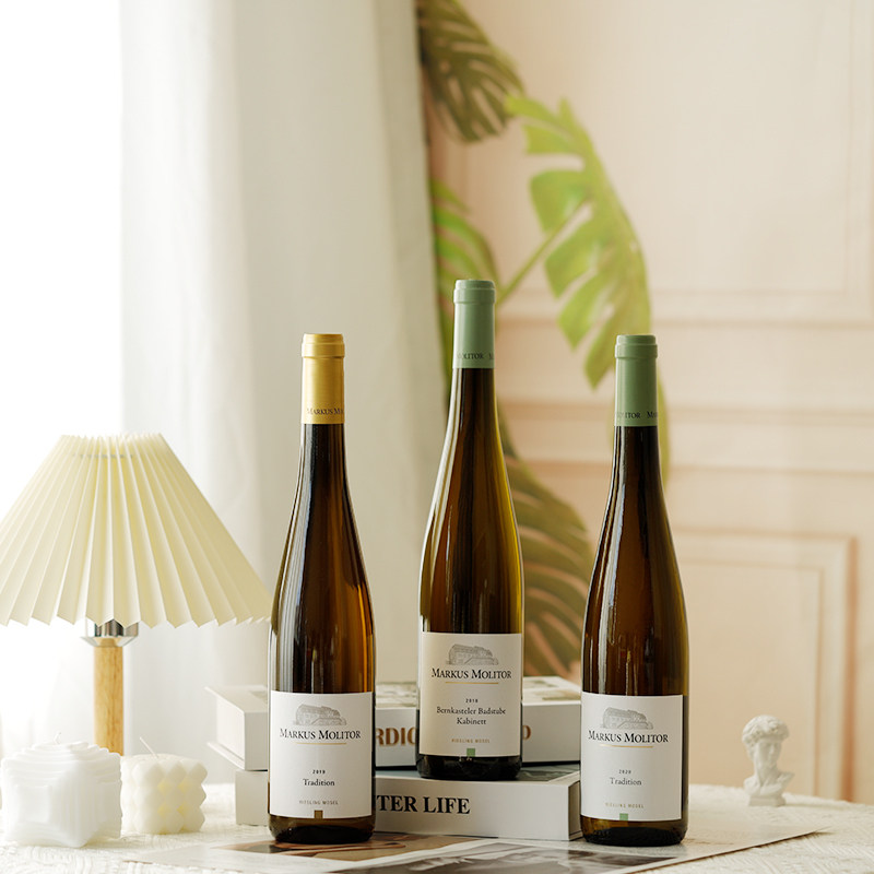 拿奖到手软 马克思莫利托markus molitor 雷司令半干白甜白葡萄酒