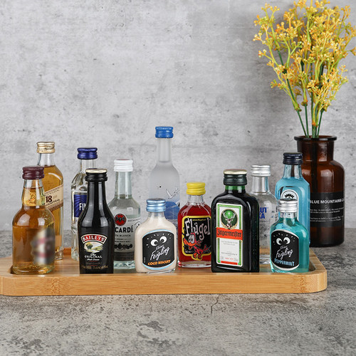 便利店调酒小酒版迷你酒小瓶酒洋酒威士忌礼盒装伏特加朗姆酒基酒