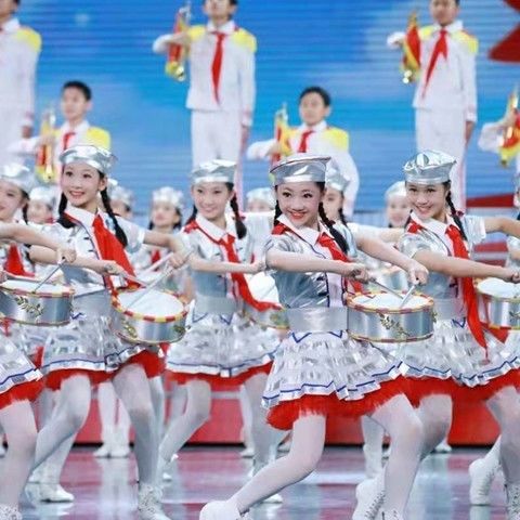 儿童鼓号队服装中小学生仪仗队表演幼儿园升旗手军鼓管乐队演出服