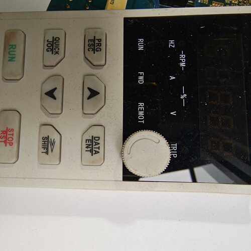 C500系列变频器大键盘。二手拆机功能包好成色如图。议价
