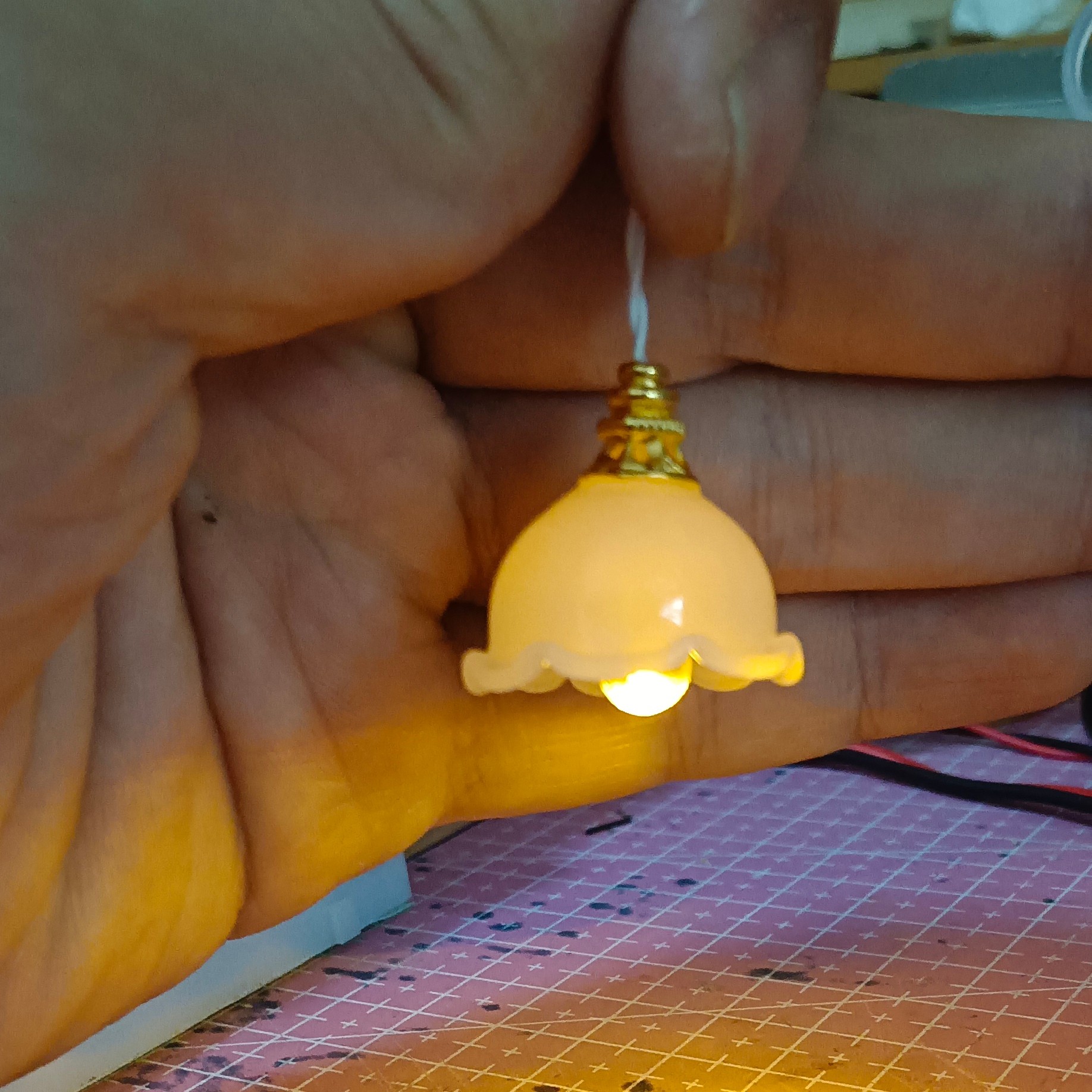 微缩灯泡LED通电可亮3-5v电压12分娃屋1:12dollhouse娃娃屋/OB11