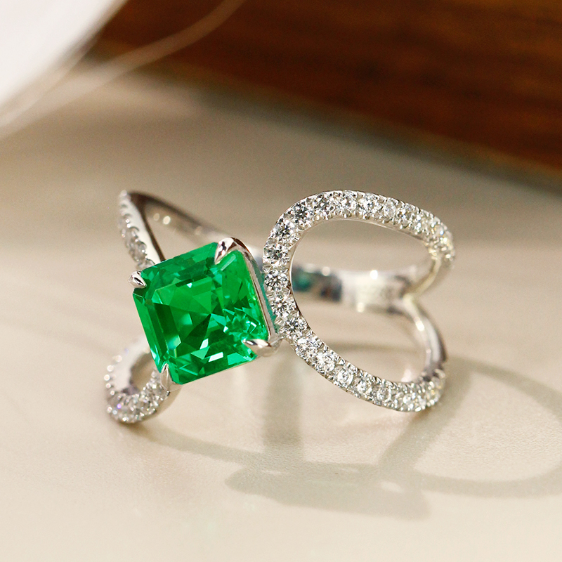 培育阿斯切祖母绿戒指个性独特