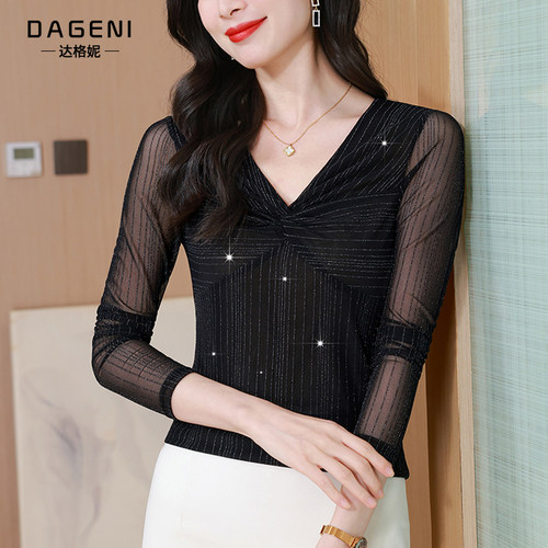 交叉低领亮丝蕾丝打底衫