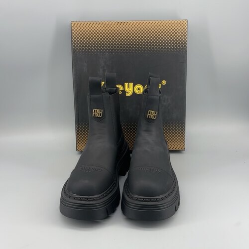月芽儿品牌正品撤柜断码时尚女靴加绒k-107