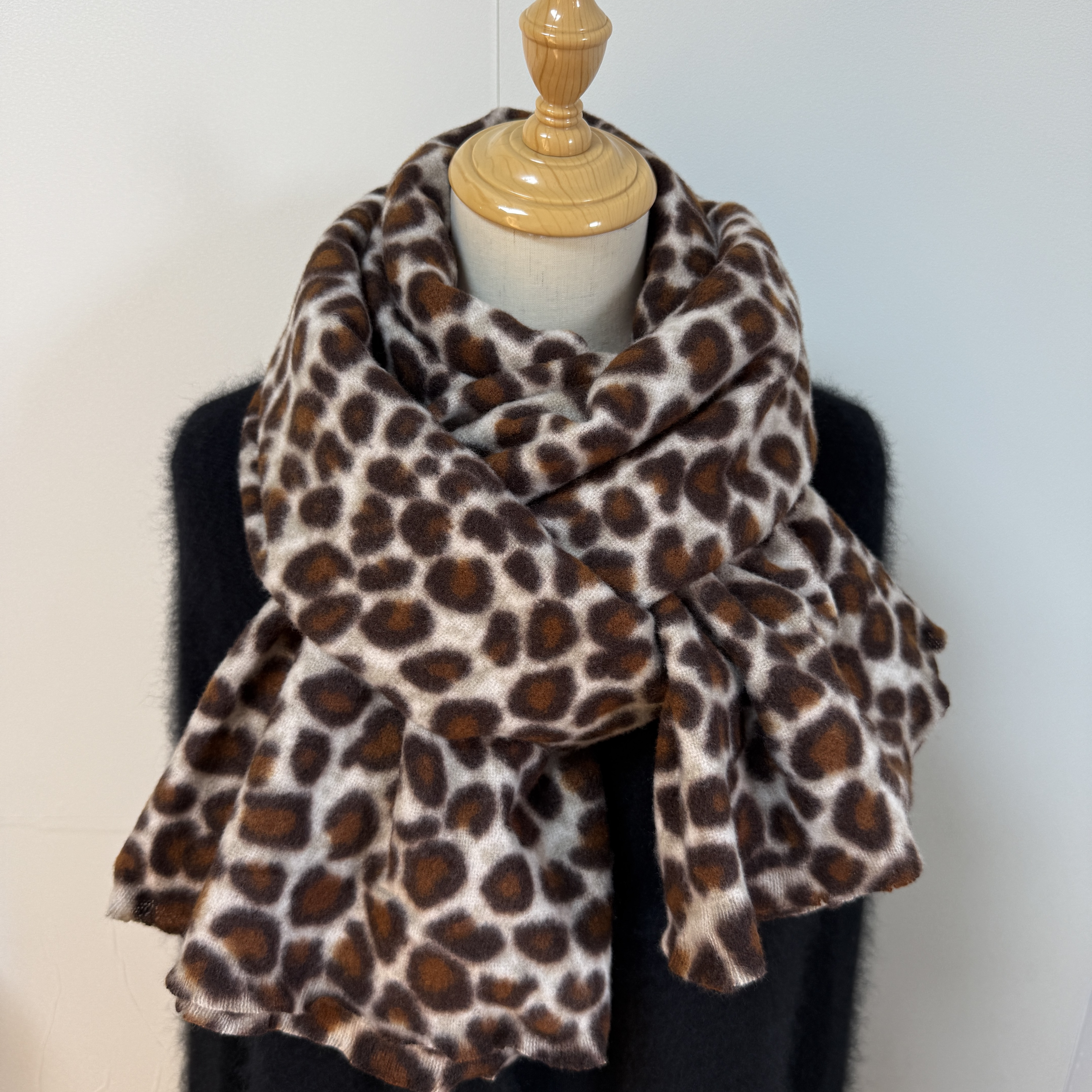 绝美！软乎乎的复古豹纹围巾女冬季加厚保暖时尚单品实用大披肩