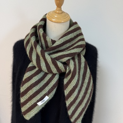凹造型羊毛斜角咖绿条纹针织围巾女秋冬季保暖洋气围脖韩国小围巾