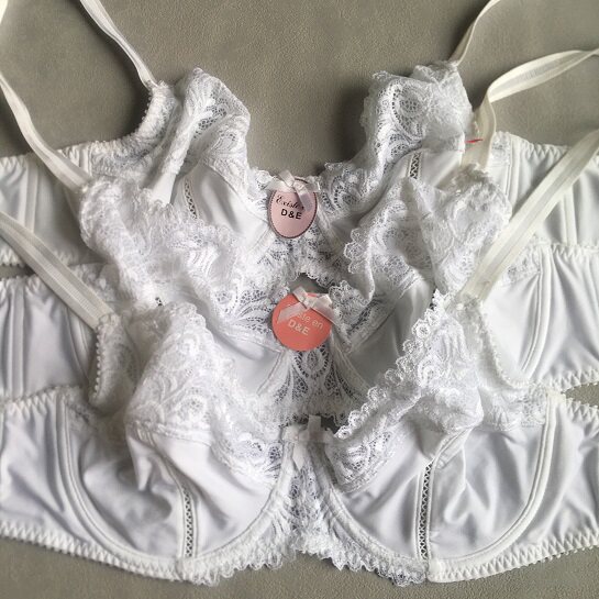 大胸显小超薄女内衣聚拢上托收副乳防下垂夏季缩胸显瘦性感文胸罩