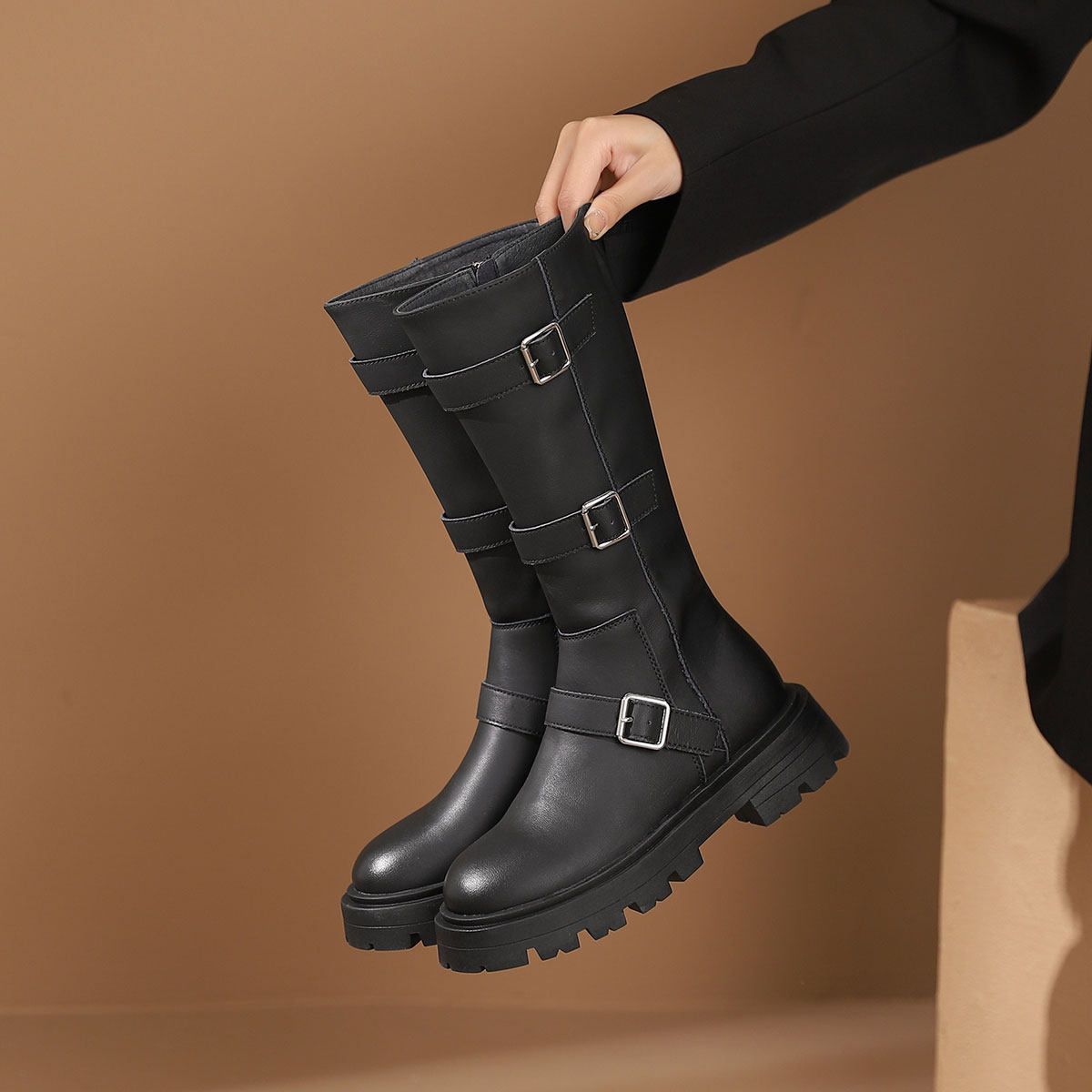 西村名物时尚侧拉链圆头粗跟鞋