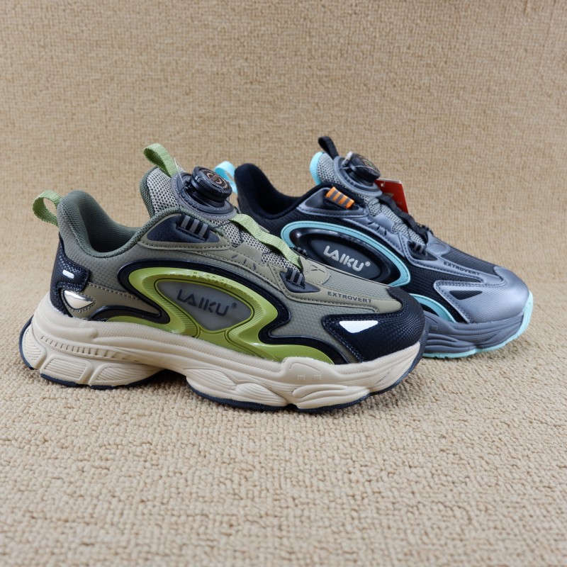 实体版男大童鞋春秋季皮面防水运动鞋38-42码学生轻便防滑跑步鞋