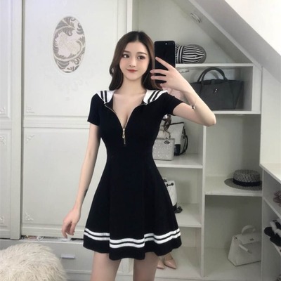 低胸拉链短袖包臀裙甜美涤纶纯色