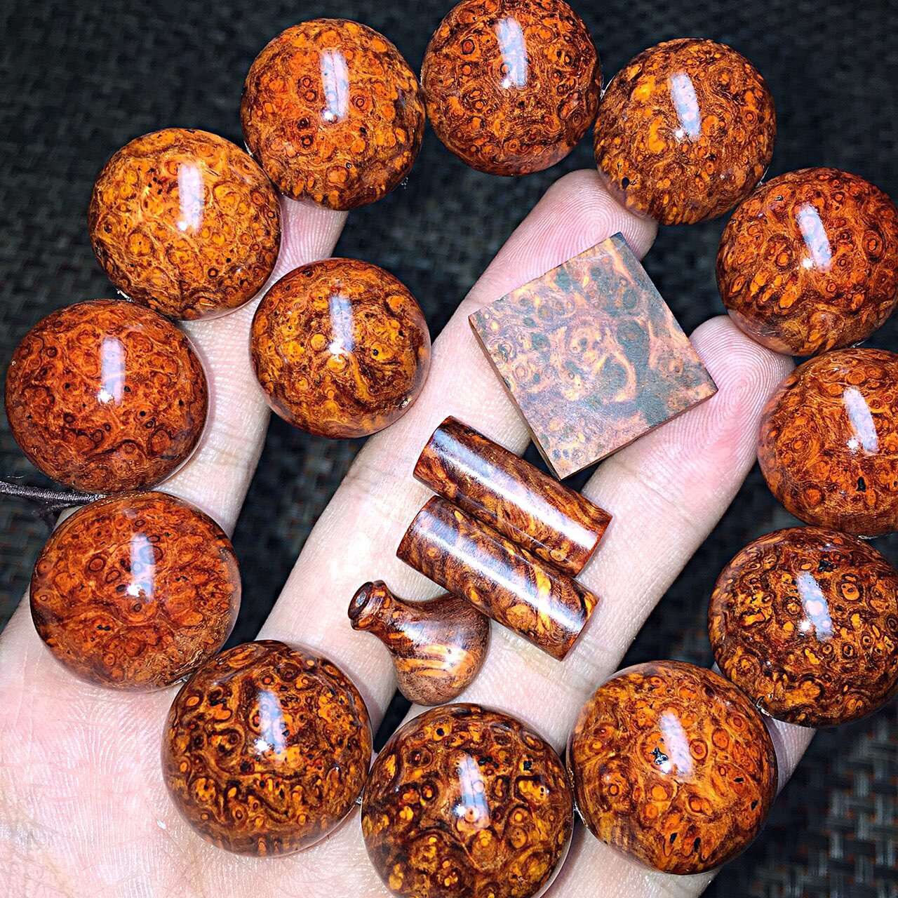 印度小叶紫檀葡萄瘿满瘤疤金星手串火焰鱼鳞水波纹鸡血红手链佛珠
