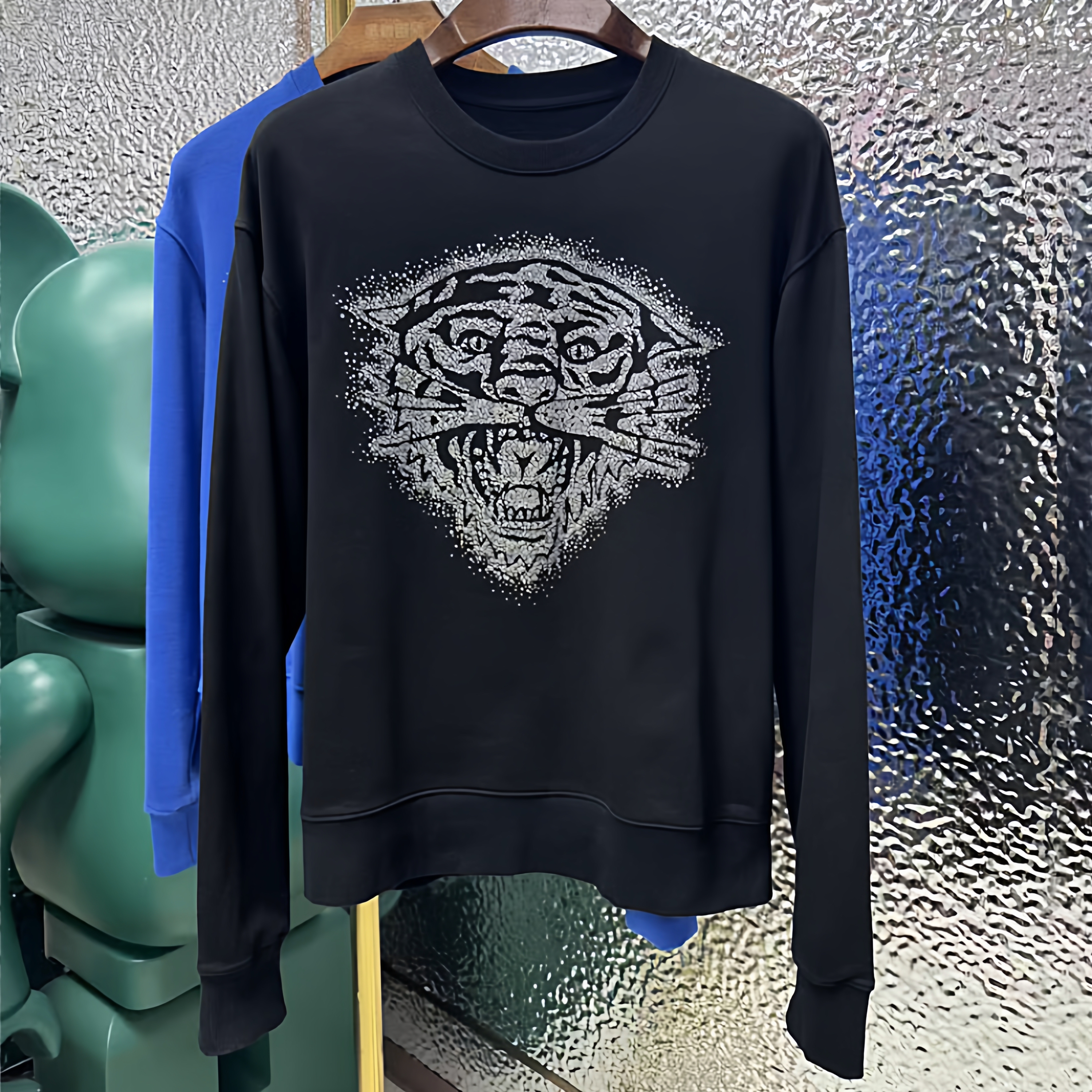 Ed灰白虎头烫钻印花圆领卫衣