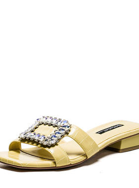 小码真皮内里凉拖鞋子女夏外穿露趾低粗跟黄色方扣水钻SS32110501