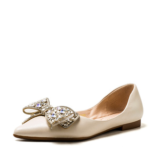 真皮单鞋女春秋米白色羊皮鞋子尖头蝴蝶结水钻平跟浅口SSC111102S