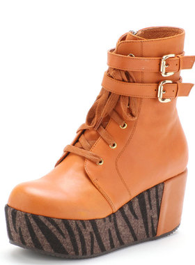 大码厚底真皮短靴子女冬牛皮搭扣圆头水台松糕坡跟拉链SS24S71K22