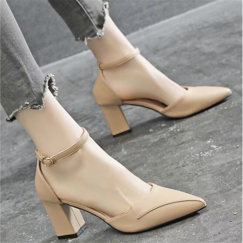 包头高跟一字扣带粗跟气质凉鞋