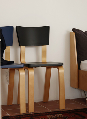 多匣lada BC40椅|桦木蜜蜡色曲木热弯中古小众餐椅