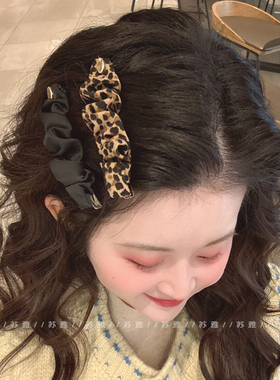 豹纹金标鸭嘴夹气质褶皱碎发夹鸭嘴夹侧边刘海夹女高级感发饰新款