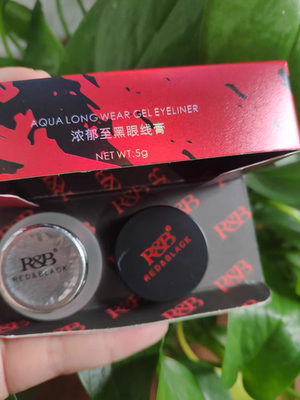 红与黑彩妆正品专业浓郁至黑眼线膏防水防汗不晕染 眼线送刷包邮