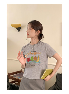 水果印花短款圆领T恤女夏季短袖韩系休闲风简约百搭上衣均码