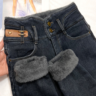 高腰显瘦羊羔毛紧身小脚靴裤 2025年新款 女冬季 东北加绒加厚牛仔裤