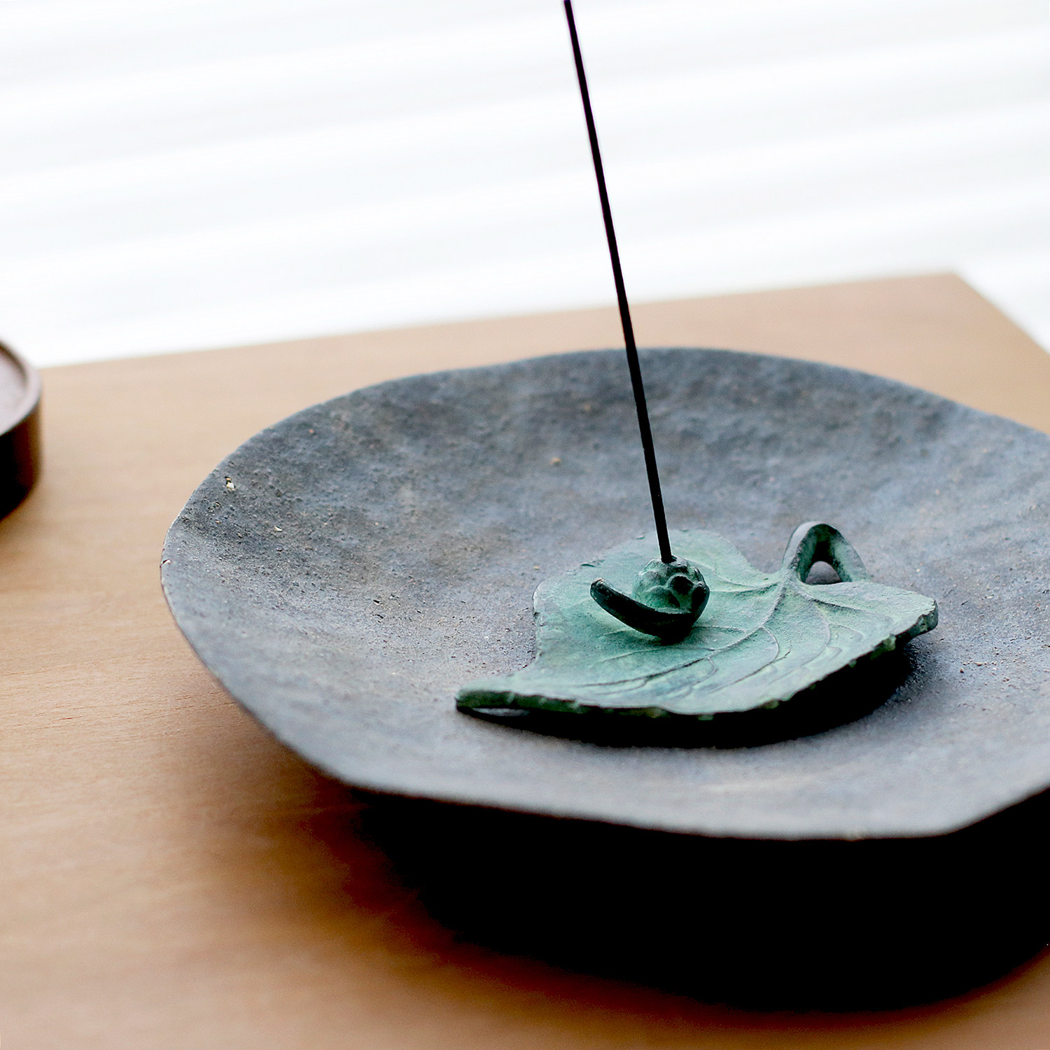 日本南部铁器菩提叶铸铁香插香托香立家居摆件马场忠宽