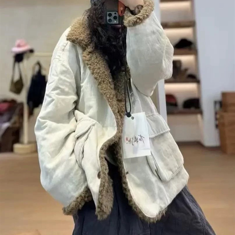 衣牧了然高品质文艺儒雅气质款西装领羊羔毛大口袋棉衣 随性潇洒