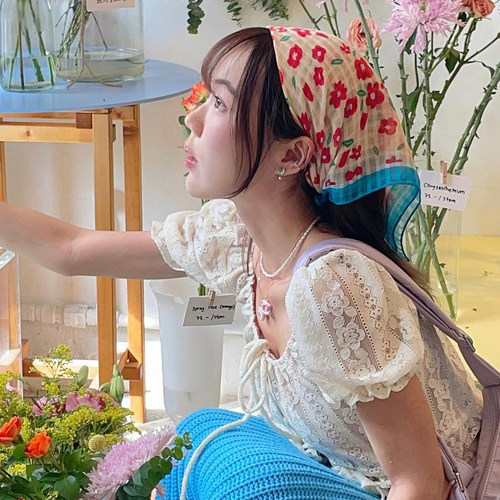 法式复古碎花头巾发带女夏季薄款小方巾丝巾百搭装饰领巾绑包飘带