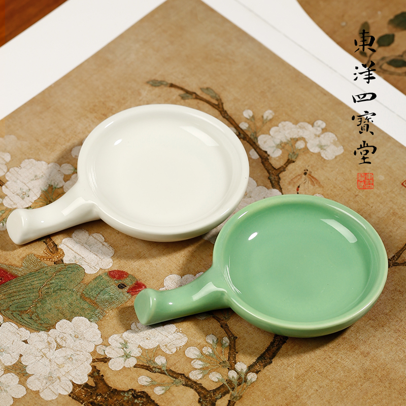 架笔墨蝶架笔墨蝶白瓷墨碟
