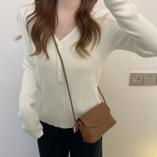 针织衫 小心机花边v领柔软针织内搭长袖 毛衣 暖暖亲肤 秋家自制