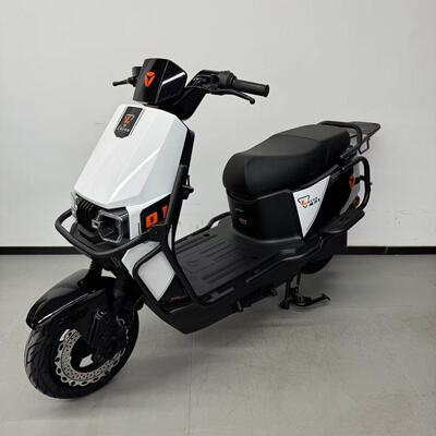 适用雅迪莱卡-M加粗加厚保险杠