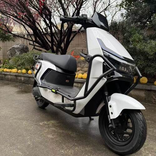 适用雅迪冠能T35M加粗加厚保险杠