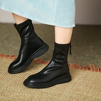 Черные (одинокие) короткие ботинки