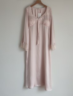 家居服 仿真丝蕾丝性感甜美薄款 睡衣女冰丝睡裙带胸垫春夏季 长款