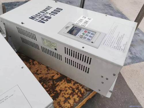 麦孚安达变频器 VCD1000 E4T0370B 37KW议价商品
