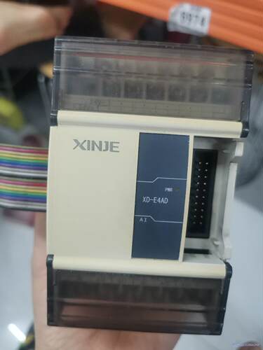 信捷模块，XD-E4AD，实图拍摄，功能正常，280包邮，议价商品