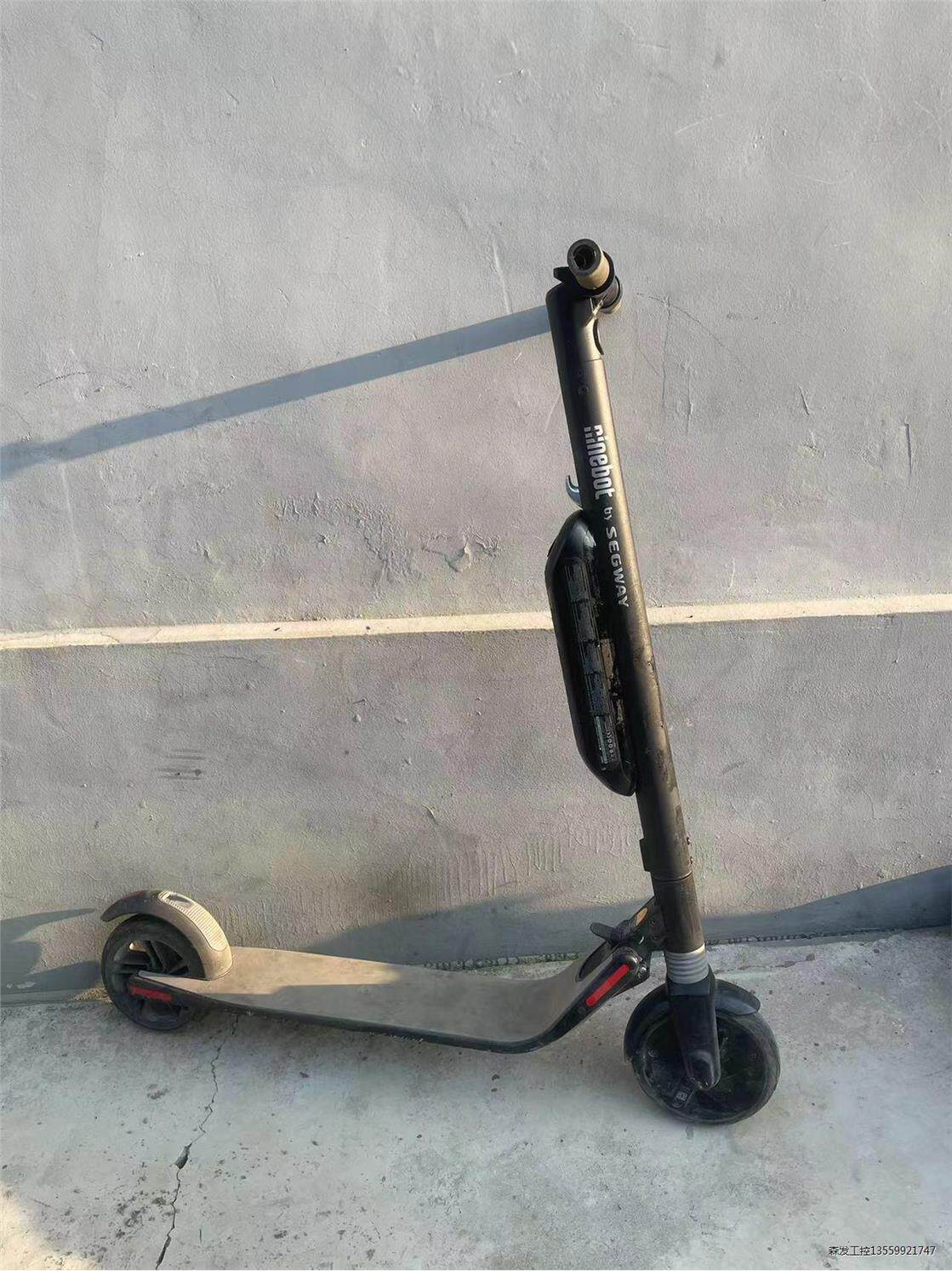 ninebot九号电动滑板车，功能完好，议价商品