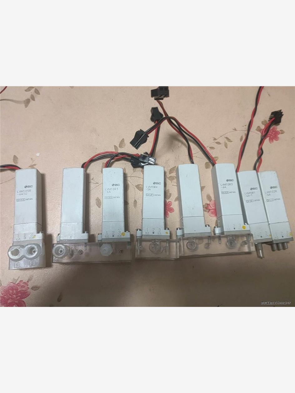 进口日本SMC微型直流二通电磁阀 LVM10R1-6A-1三