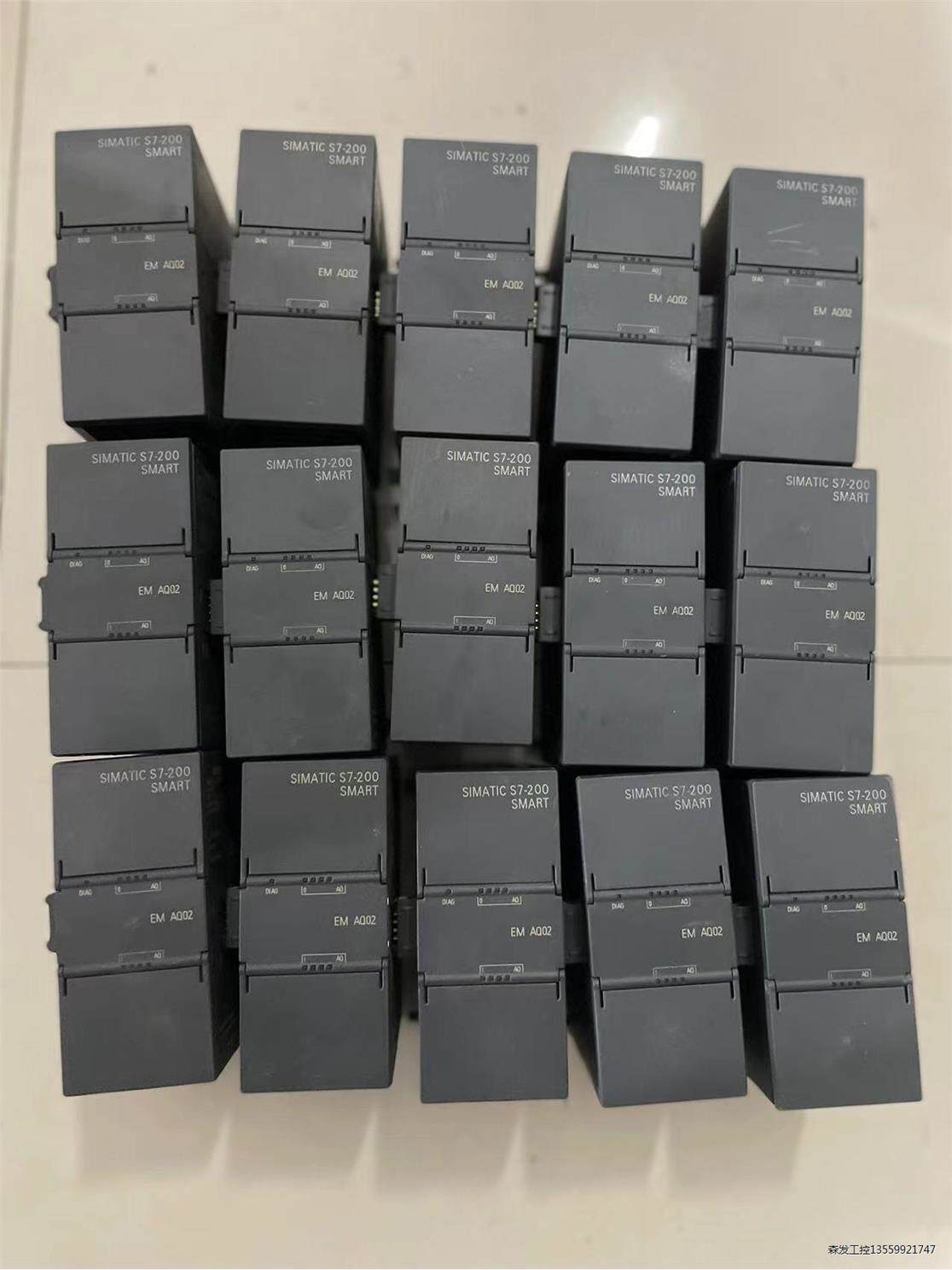 西门子S7-200SMART 288-3AQ02-0AA0，